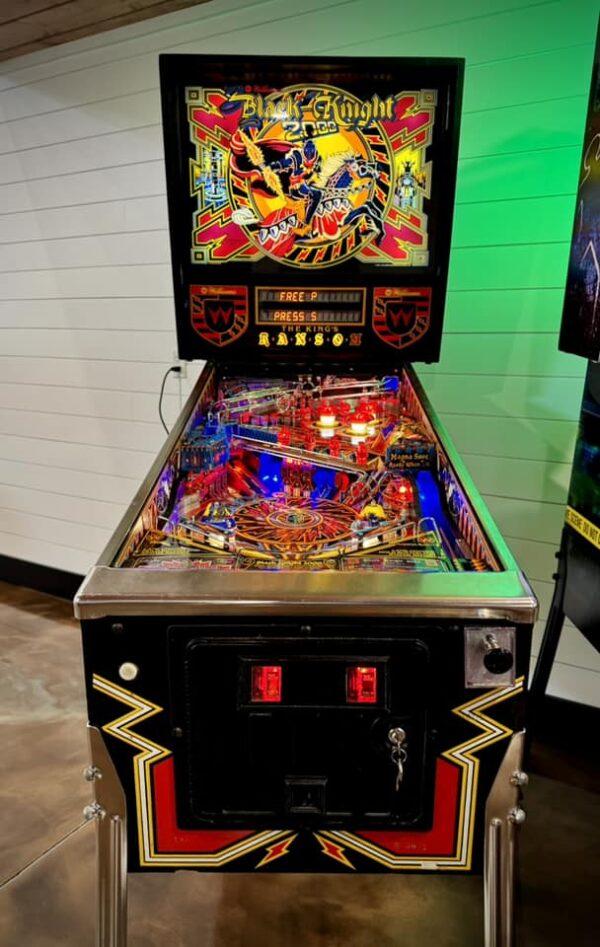 black knight 2000 pinball machine