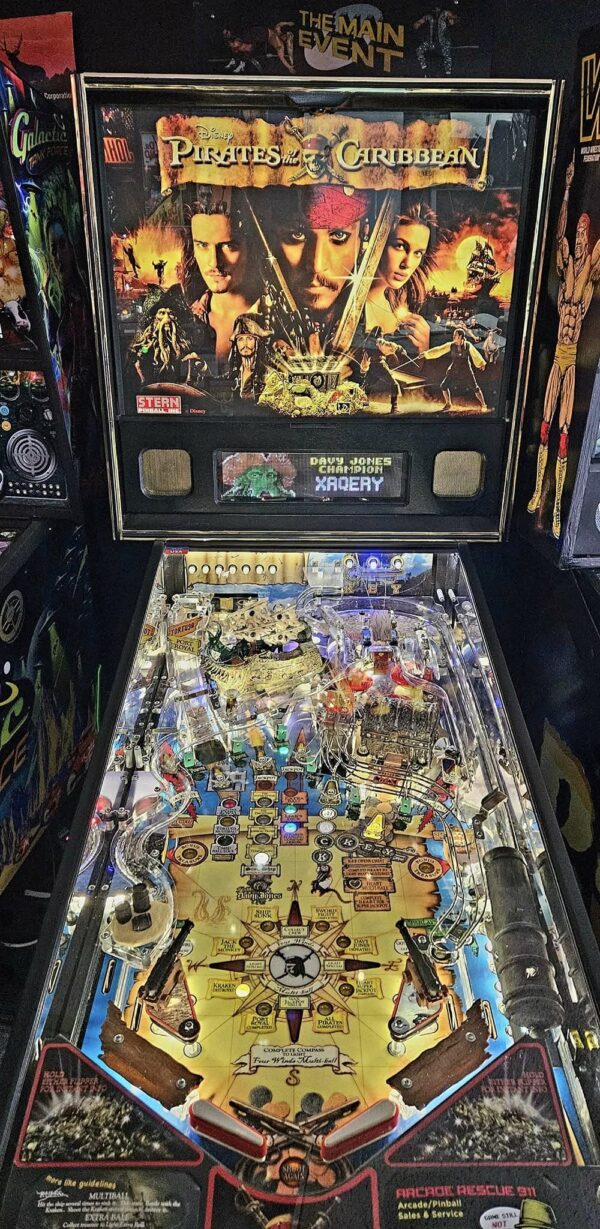 pirates of the caribbean pinball machine