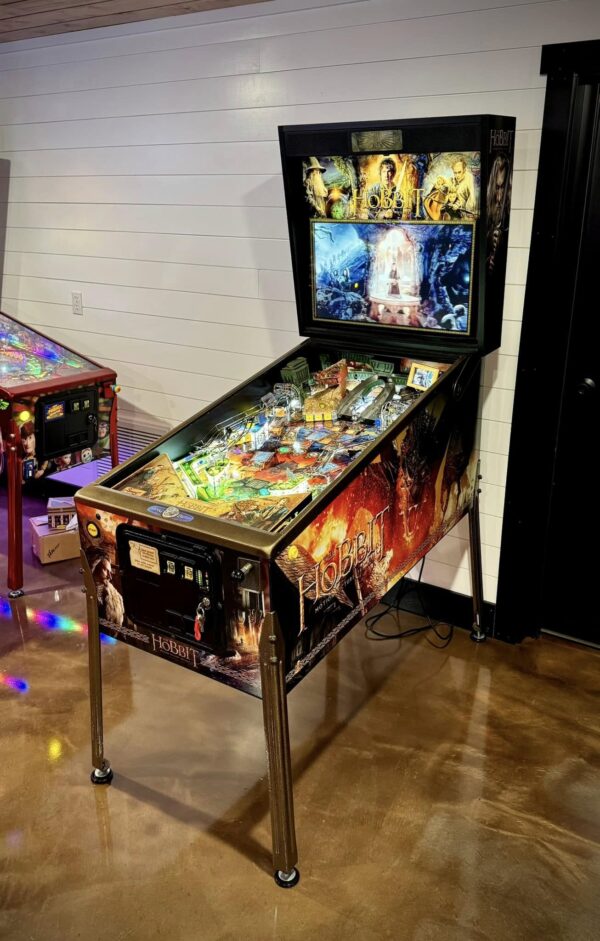 the hobbit smaug special edition pinball machine